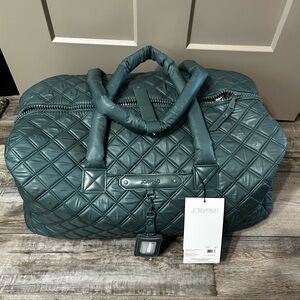 Joan & David 22-inch diamond quilted parachute nylon duffel bag Spruce Green